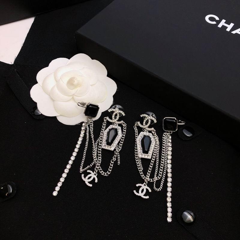 Chanel Earrings 562